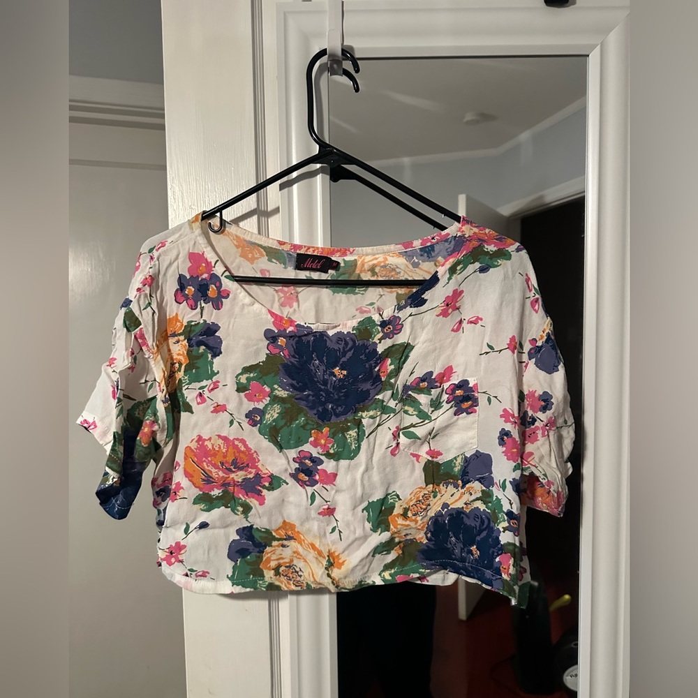 Motel Ovetsized Floral Crewneck Cropped Shortsleeved T-Shirt Top Women Medium